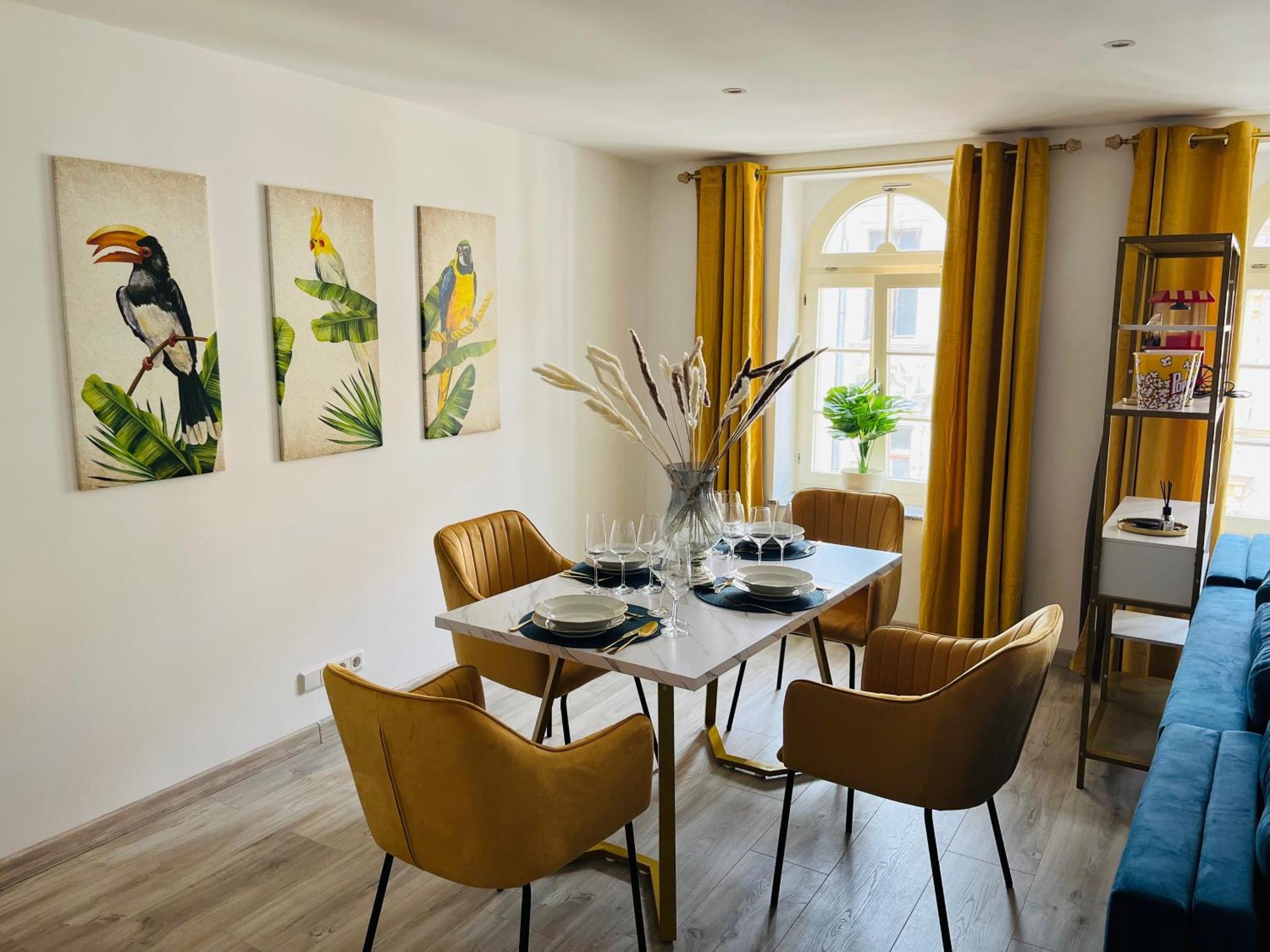Filmap-Charmant-Modern-Zentral-Balkon-Beamer-Spieletisch Görlitz Dış mekan fotoğraf