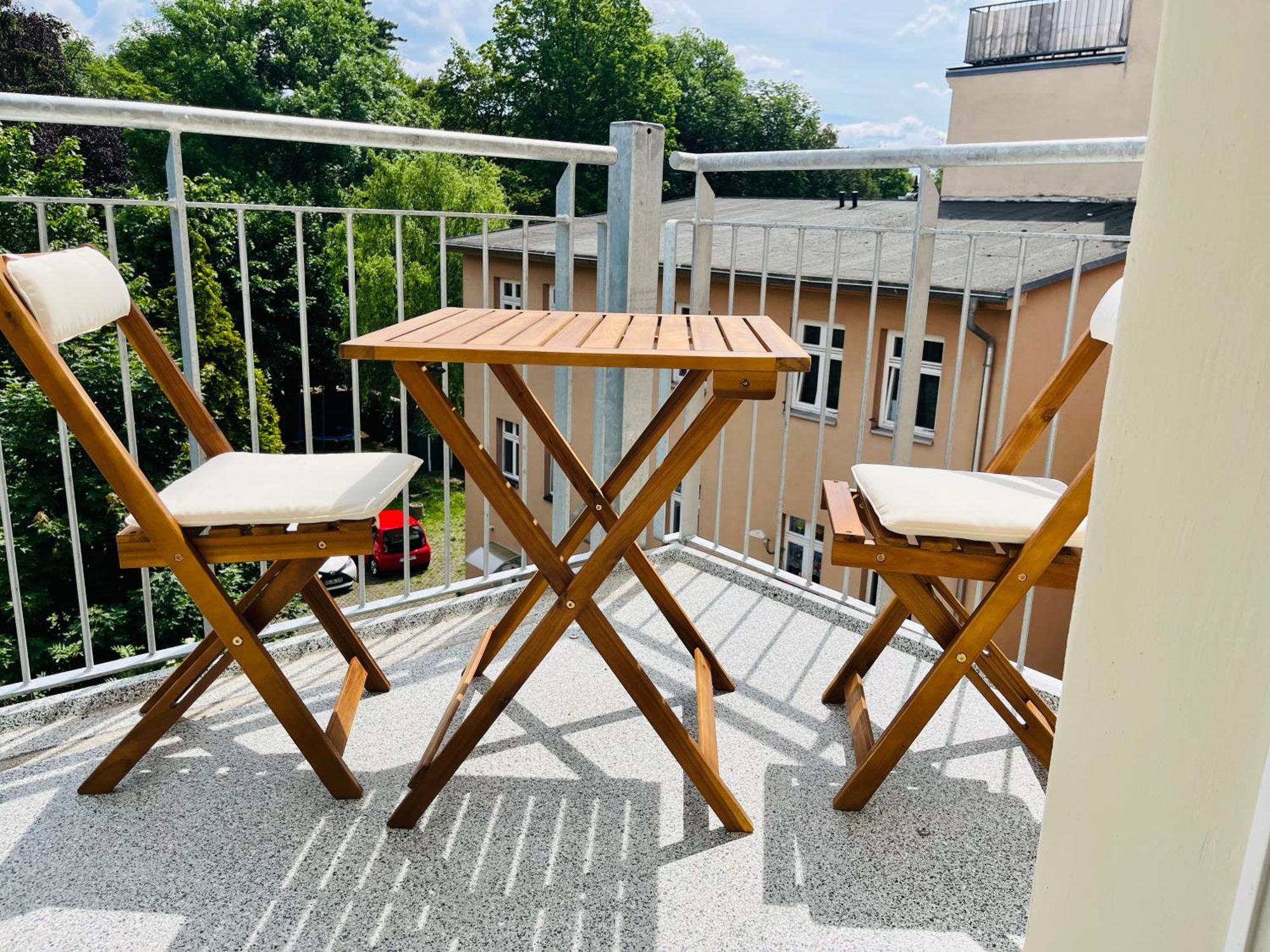 Filmap-Charmant-Modern-Zentral-Balkon-Beamer-Spieletisch Görlitz Dış mekan fotoğraf